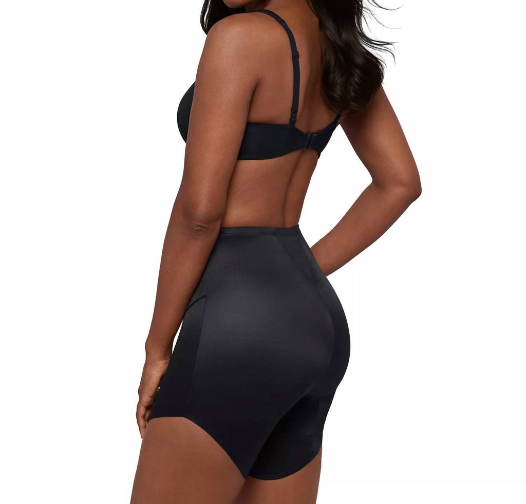 Miraclesuit - Show Stopper Slanted Hem Shaping Short