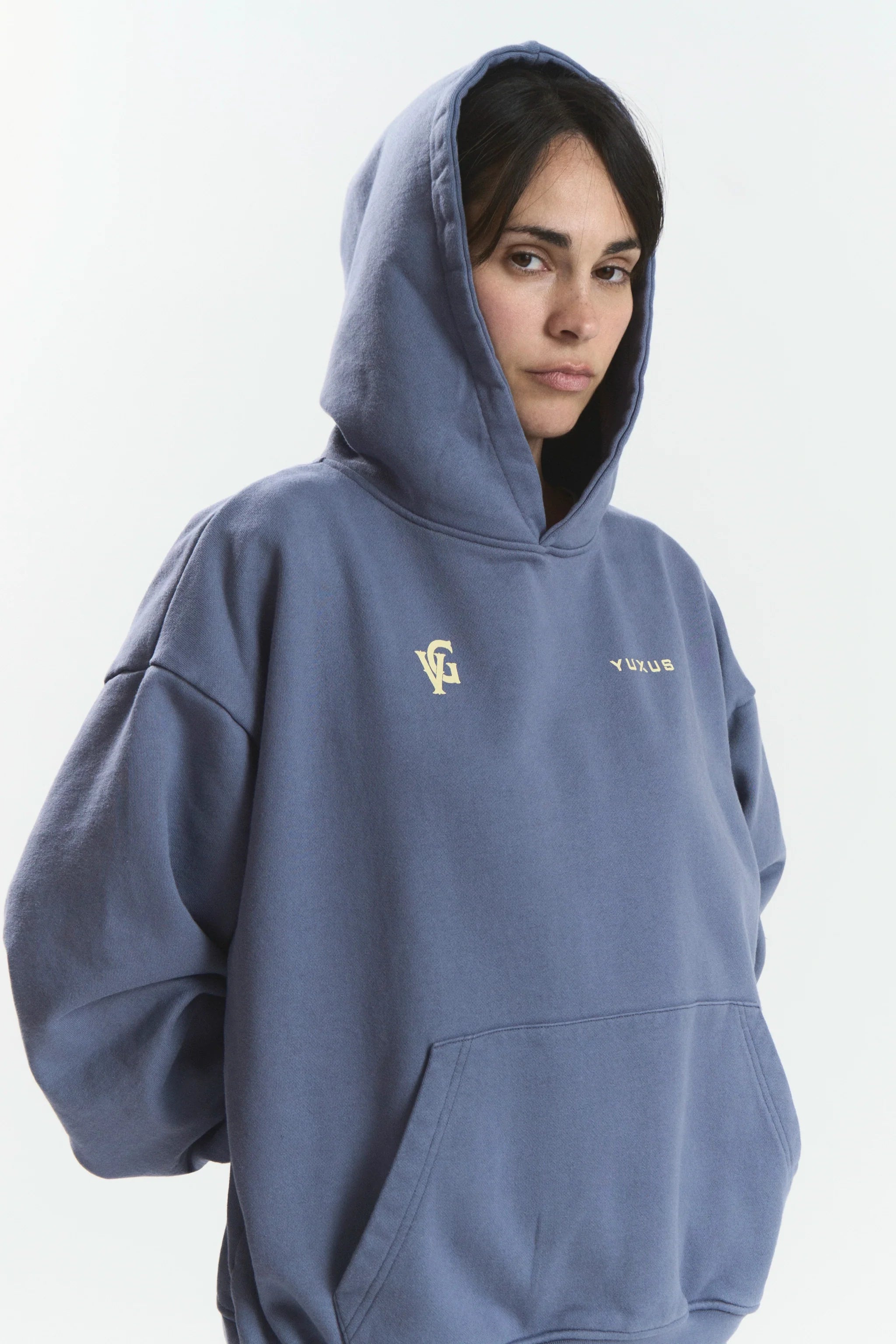 CYRO VANGUARD HOODIE