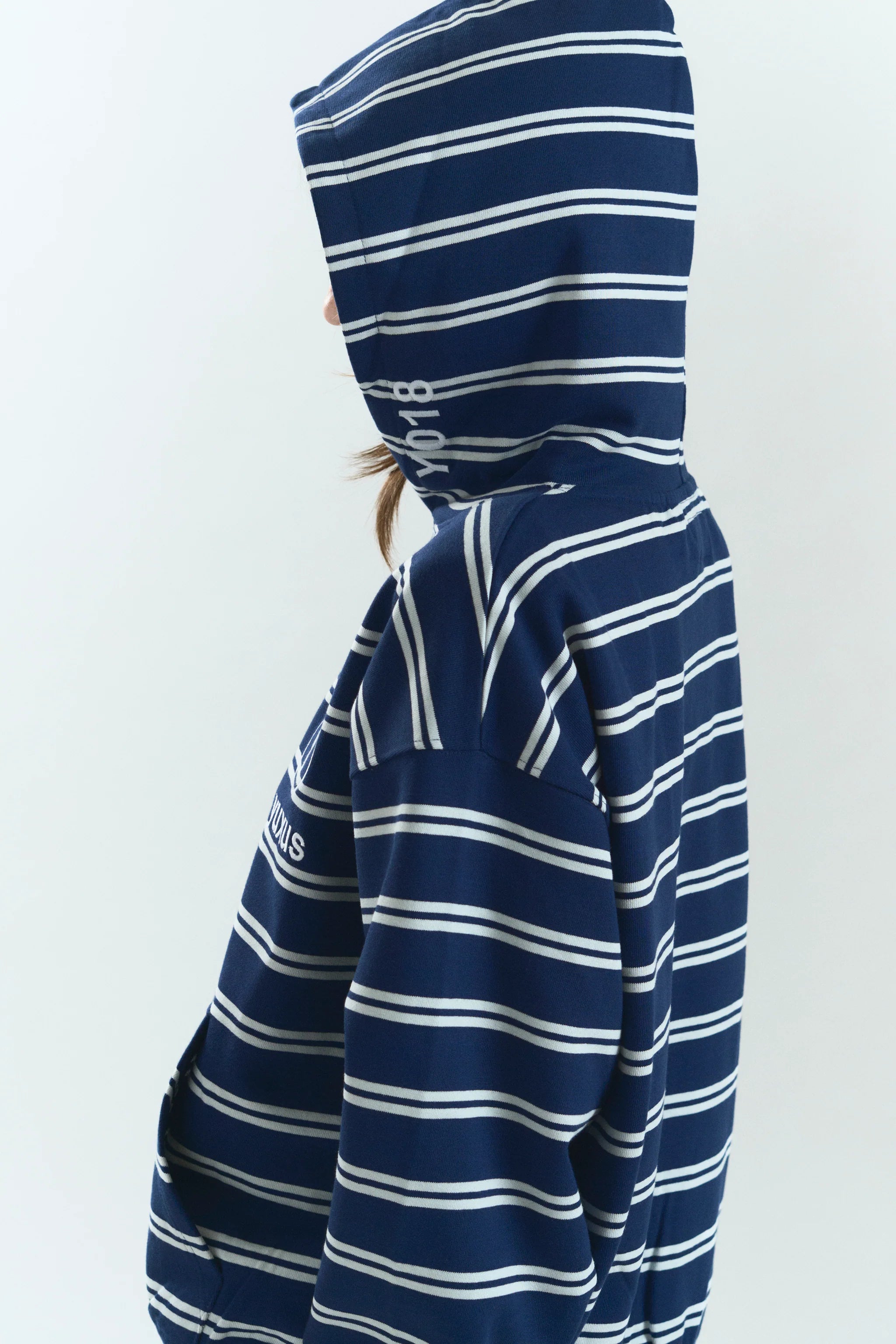 ARC LOWERCASE HOODIE BLUE