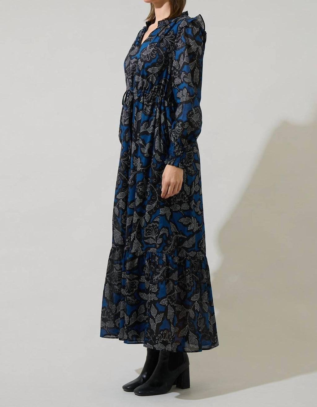 Sugarlips - Aurina Floral Ruffle Midi Dress